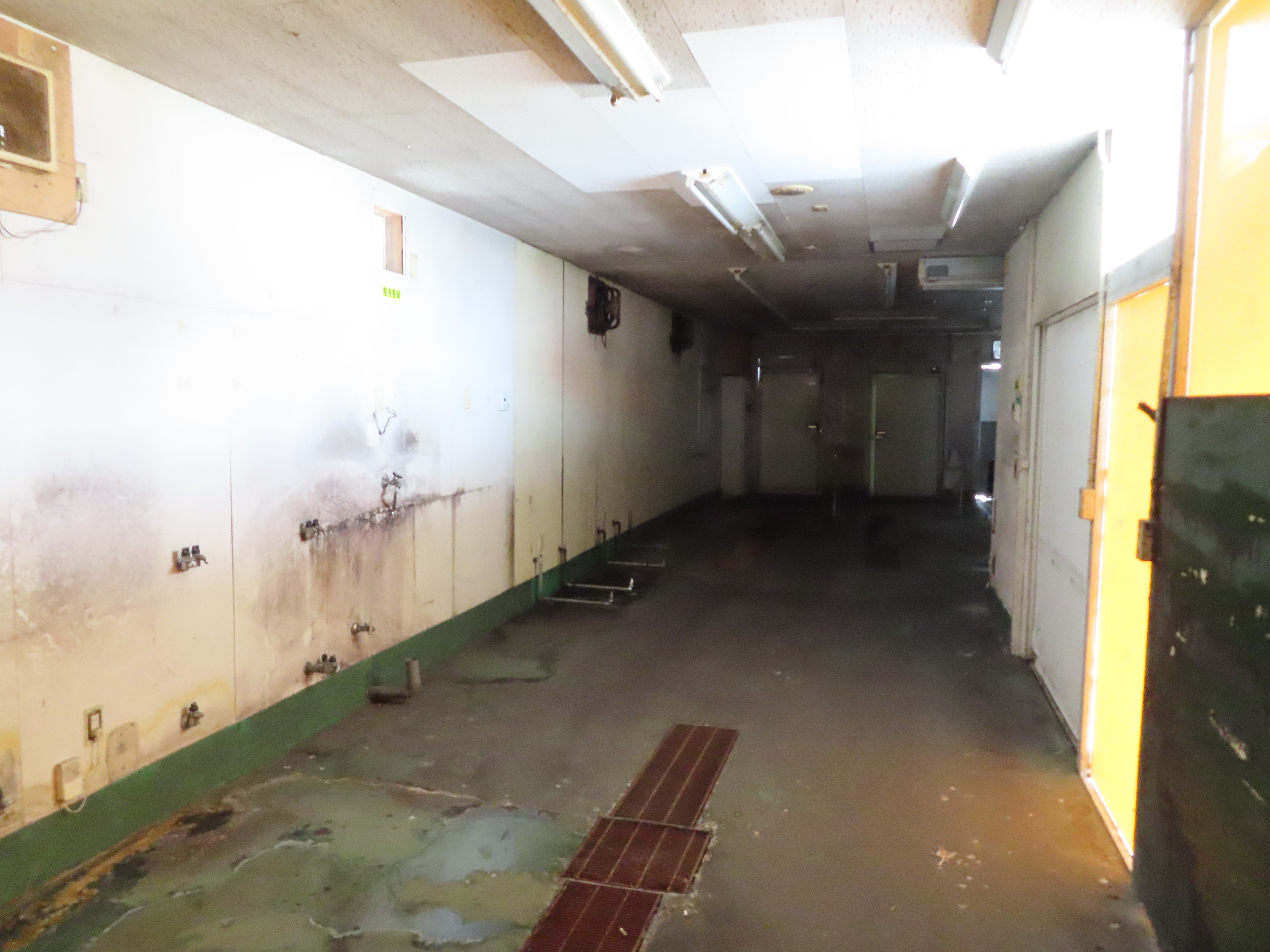 建物内①