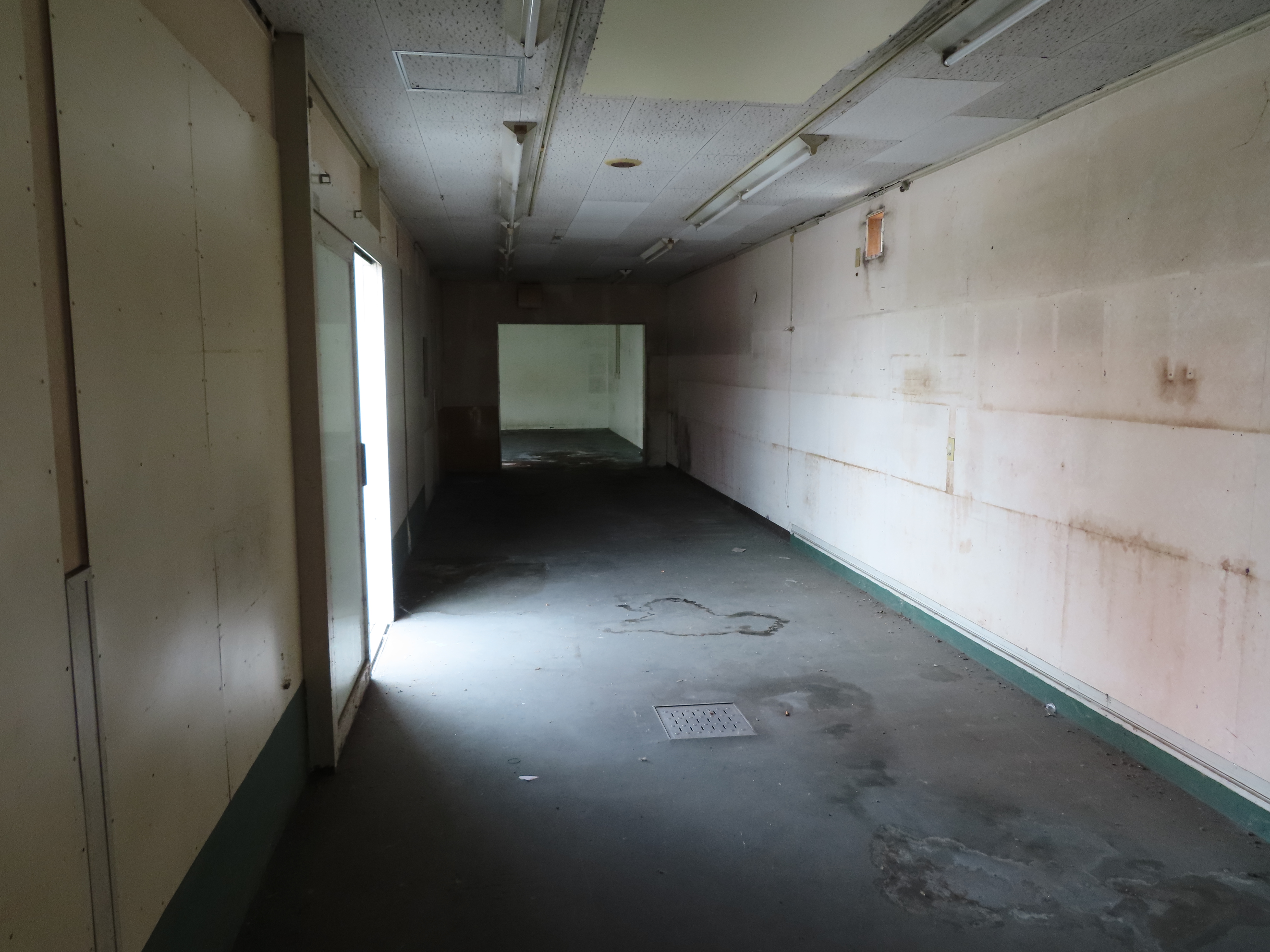 建物内②